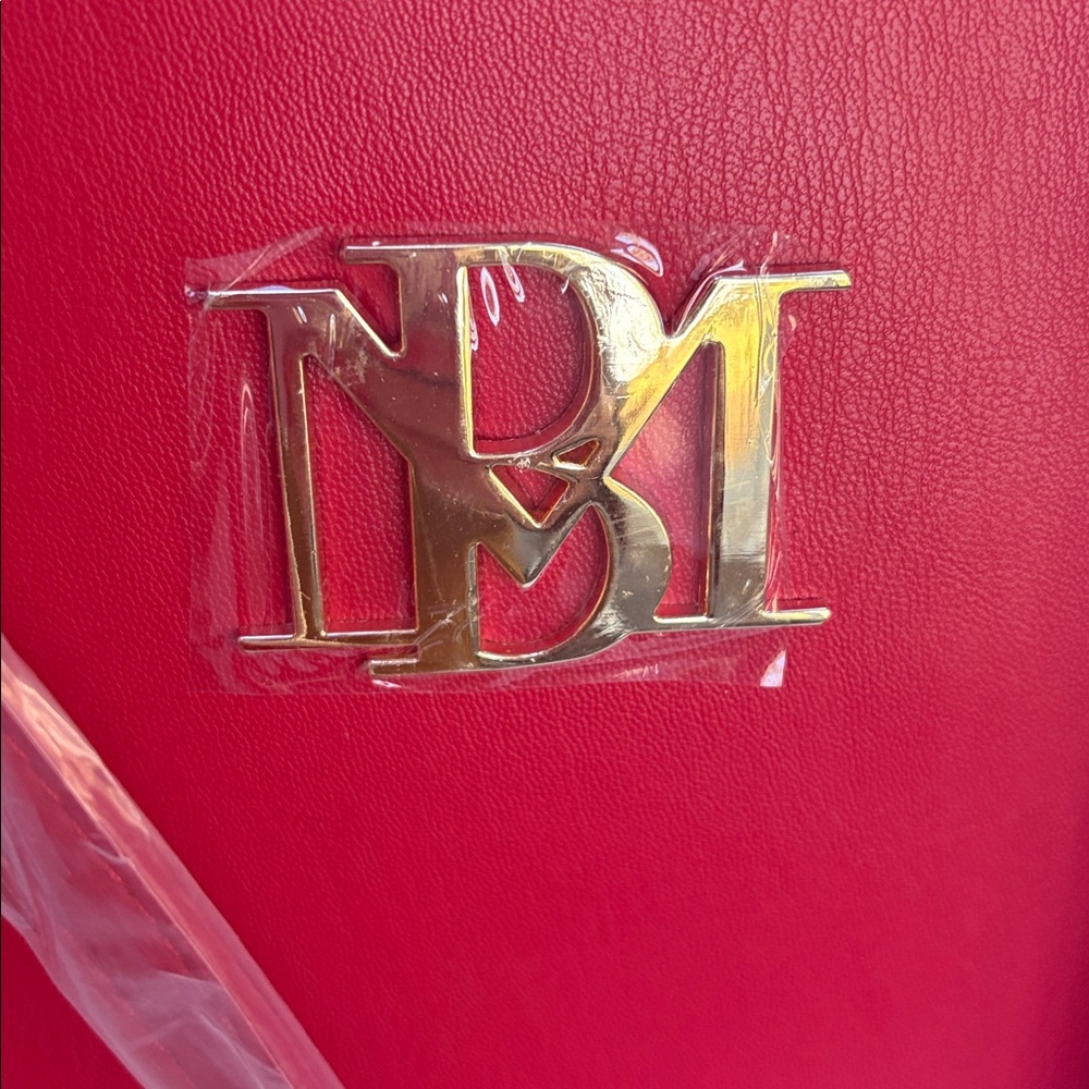 Badgley Mischka Large Tote Vegan Leather Red/Gold NWT - Picture 4 of 10